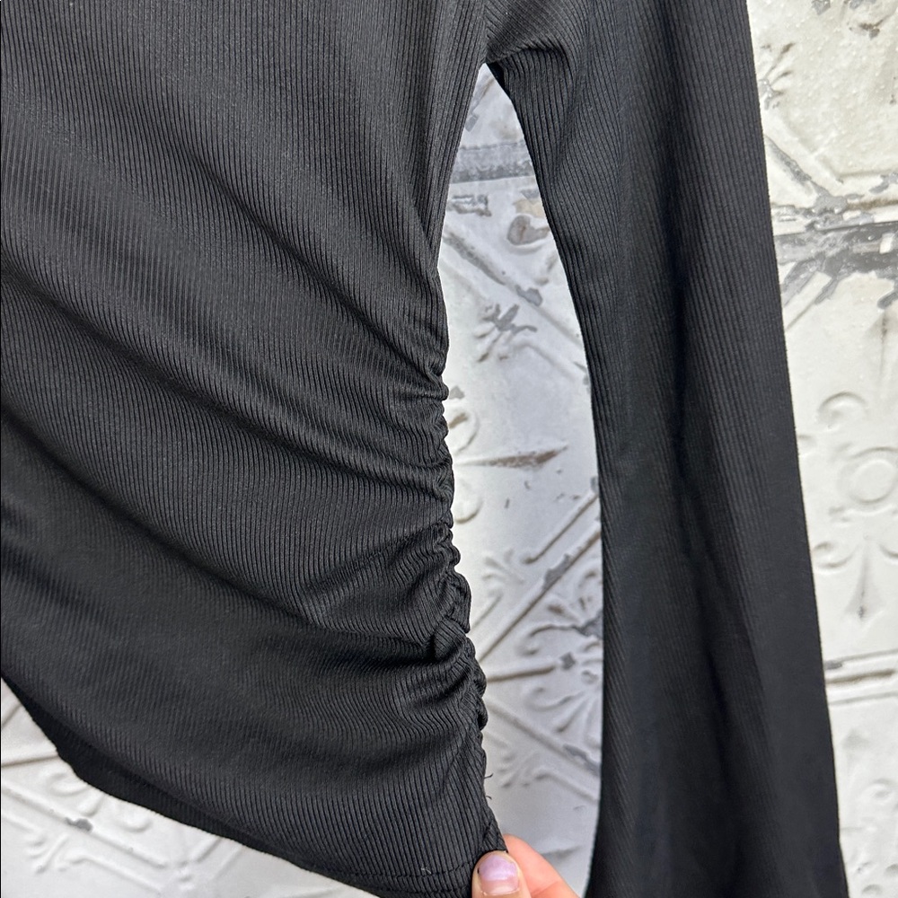Cider Elegant Black Long Sleeve boatneck ruched top - Picture 4 of 5